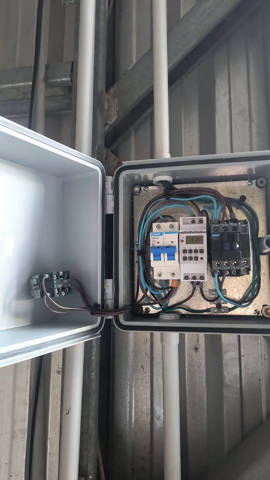 Tablero eléctrico para sistema de riego 14