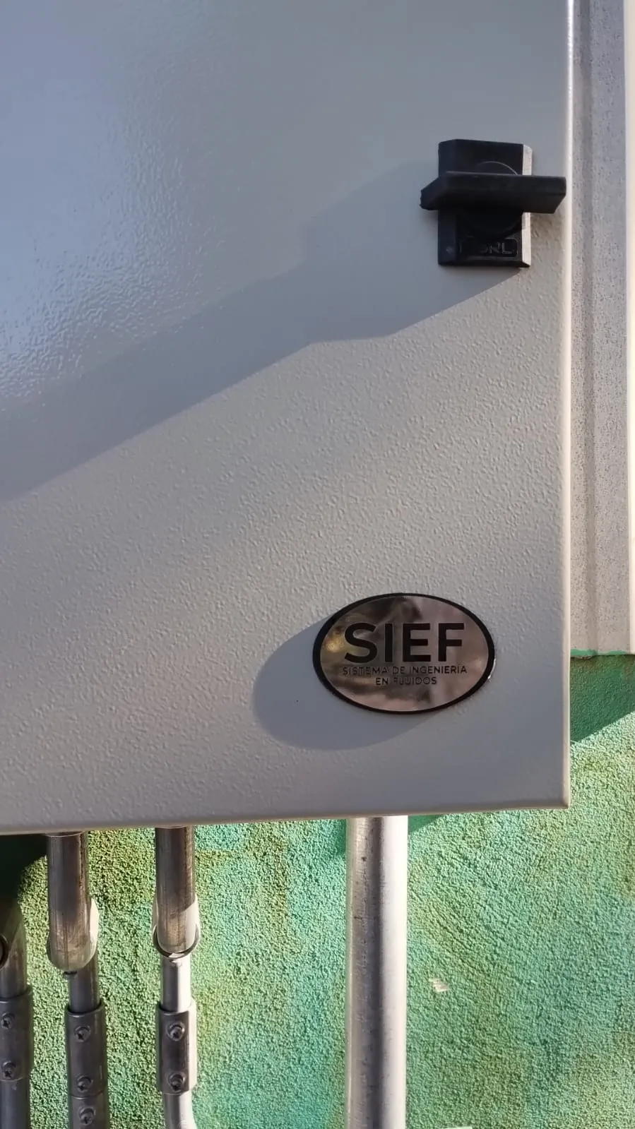 Tablero eléctrico para sistema de riego 16