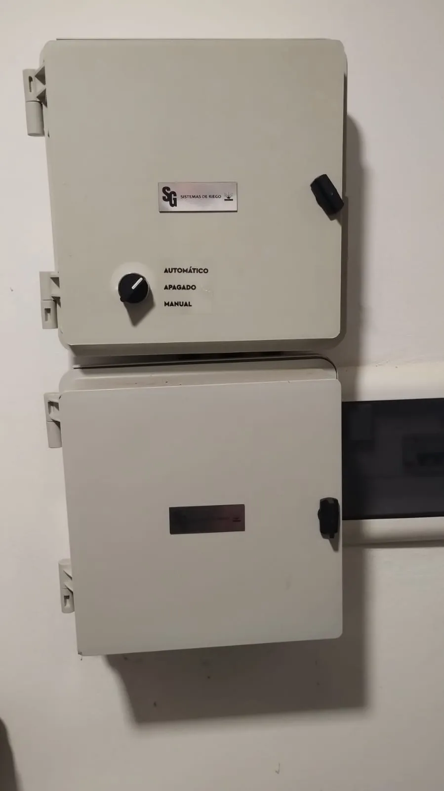 Tablero eléctrico para sistema de riego 18