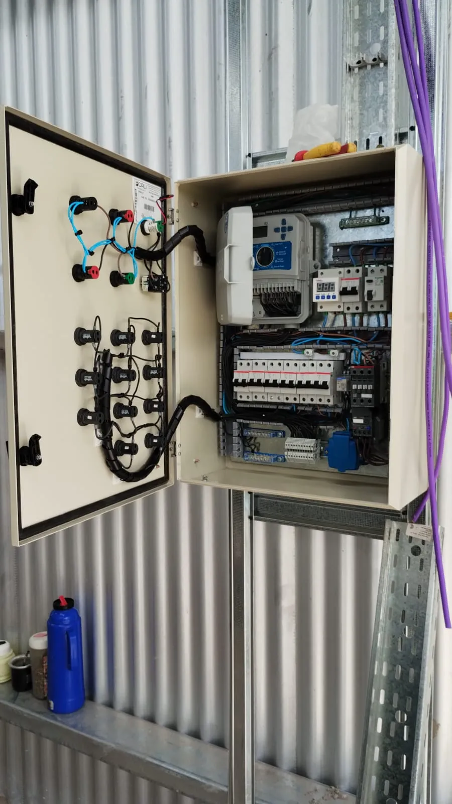 Tablero eléctrico para sistema de riego 20
